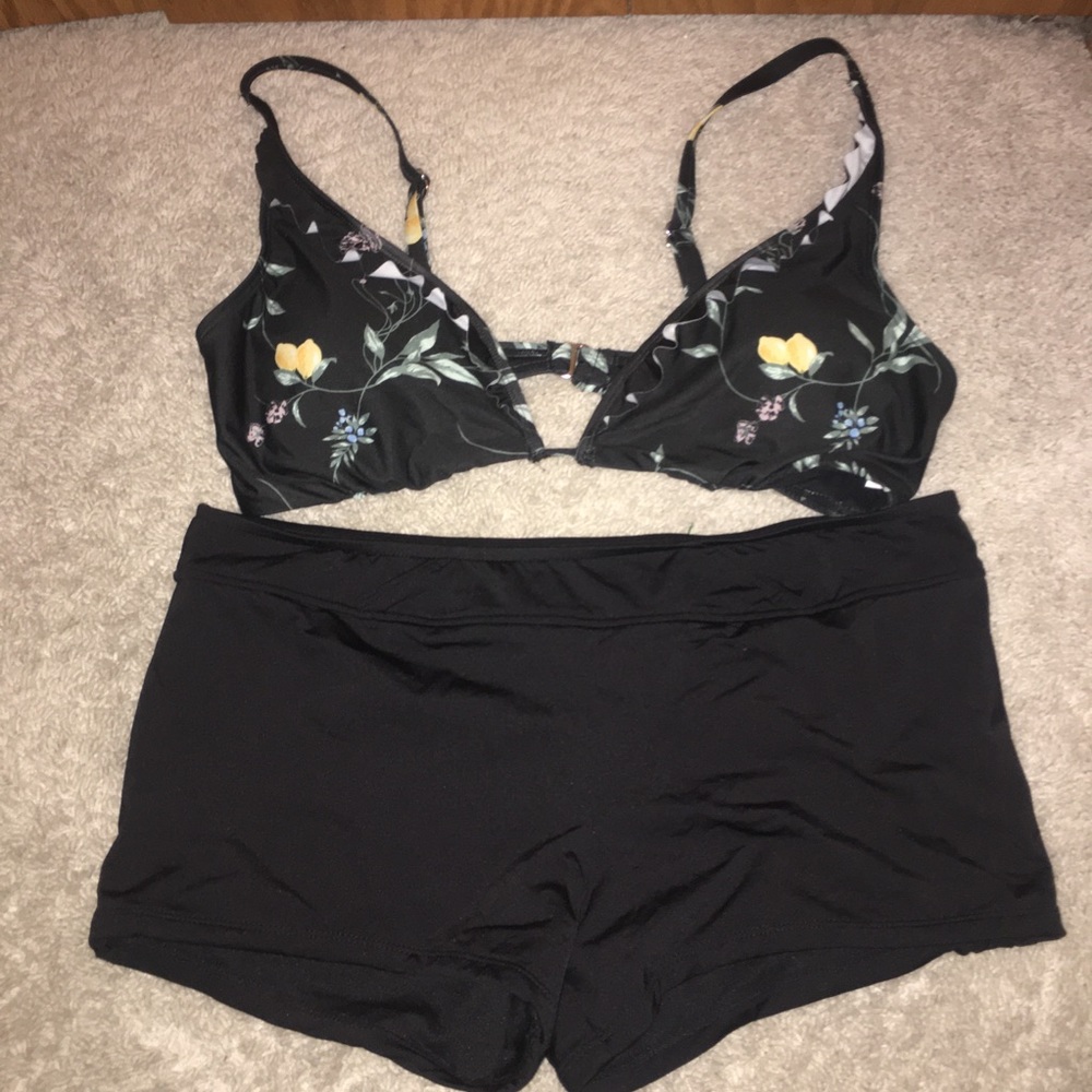 Black bikini sets